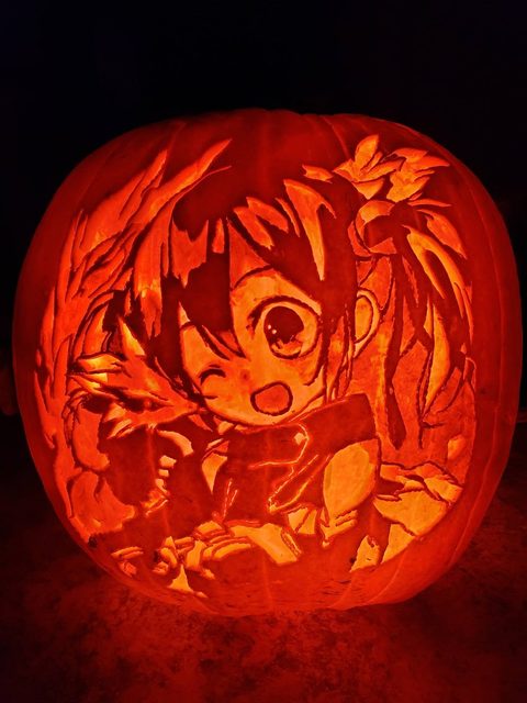 Silica pumpkin carving